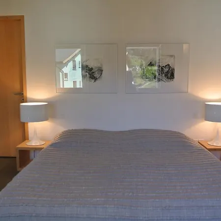 Lejlighed Chesa La Montanella - Ferienwohnung,