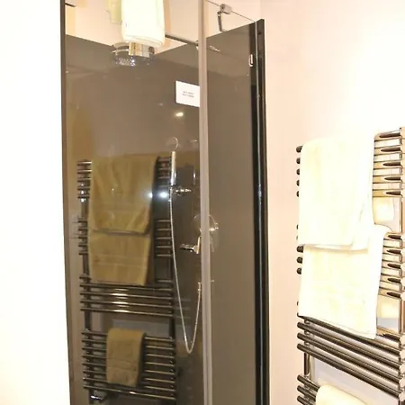 Chesa La Montanella - Ferienwohnung, Lejlighed Maloja