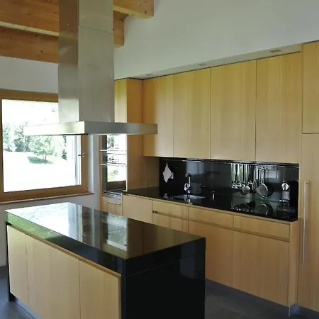 Chesa La Montanella - Ferienwohnung,