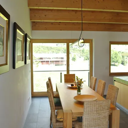 Appartamento Chesa La Montanella - Ferienwohnung, Maloja