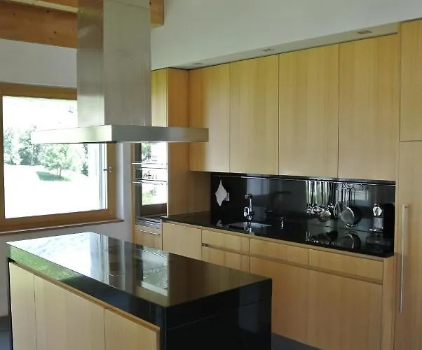 Chesa La Montanella - Ferienwohnung,