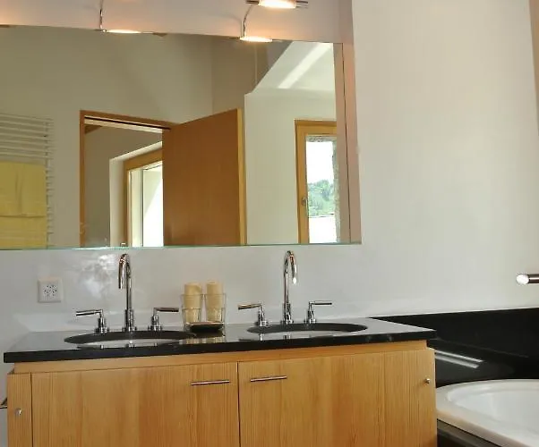 Chesa La Montanella - Ferienwohnung, Maloja