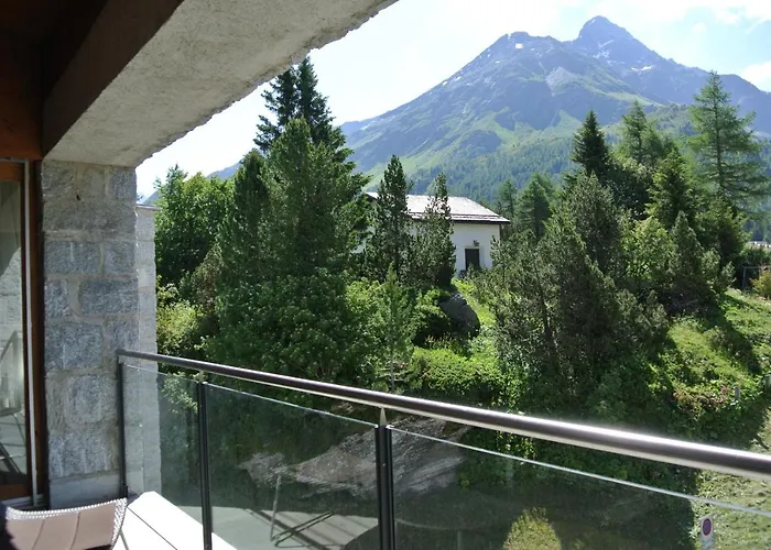Appartement Chesa La Montanella - Ferienwohnung,
