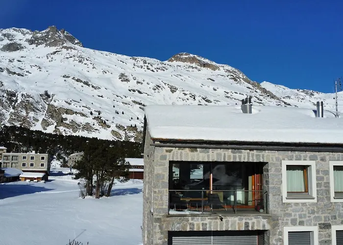 Appartement Chesa La Montanella - Ferienwohnung, Maloja