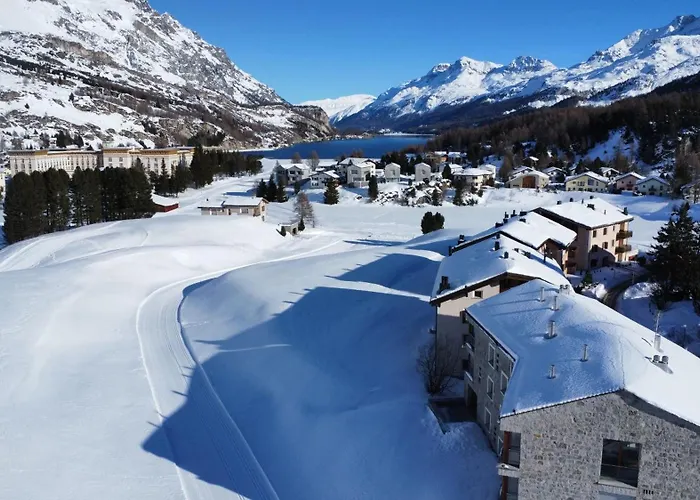Chesa La Montanella - Ferienwohnung,