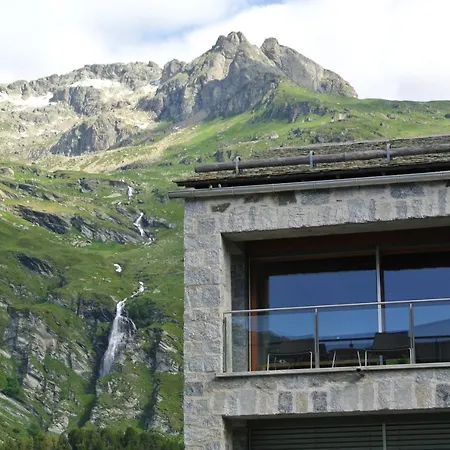 Apartment Chesa La Montanella - Ferienwohnung,