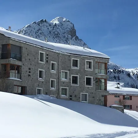 Chesa La Montanella - Ferienwohnung, Apartment Maloja